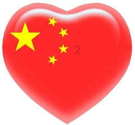 湘江边偶遇何炅,快50岁的何老师还是那么年轻?