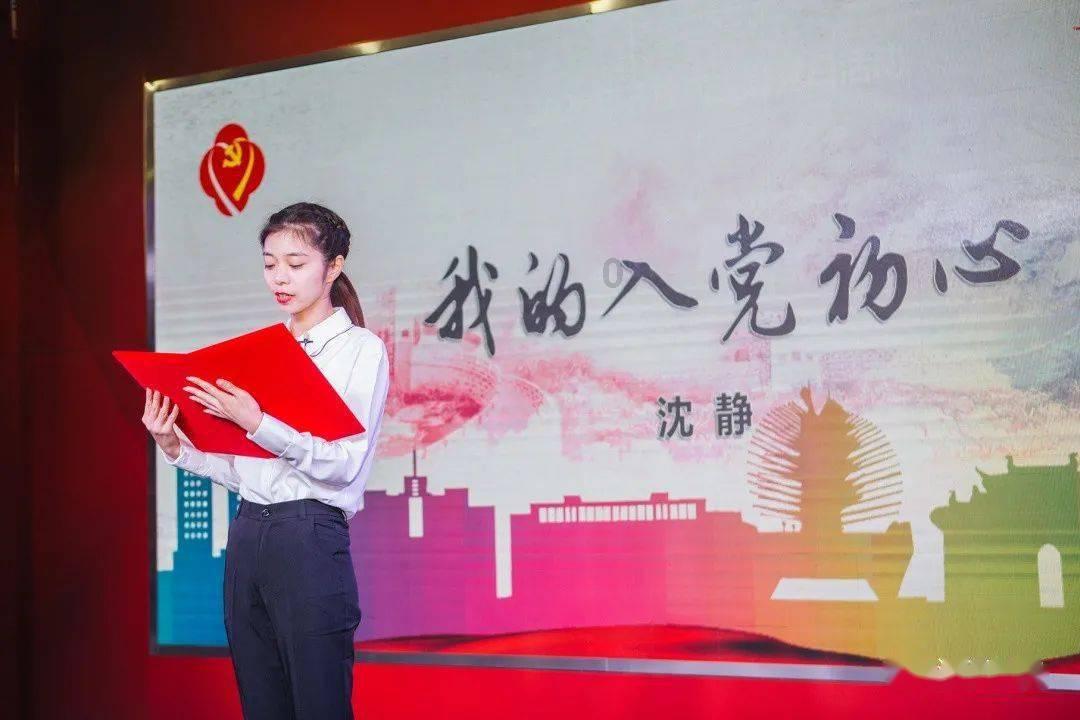 司机未戴口罩被罚2千大哭，多方回应并没有罚款！背后有人在炒作吗？